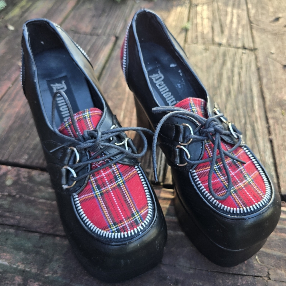 Demonia Womens Charade-12, Platform Pumps, Black, Red Plaid, Goth Emo Punk Sz 8 - Picture 4 of 14